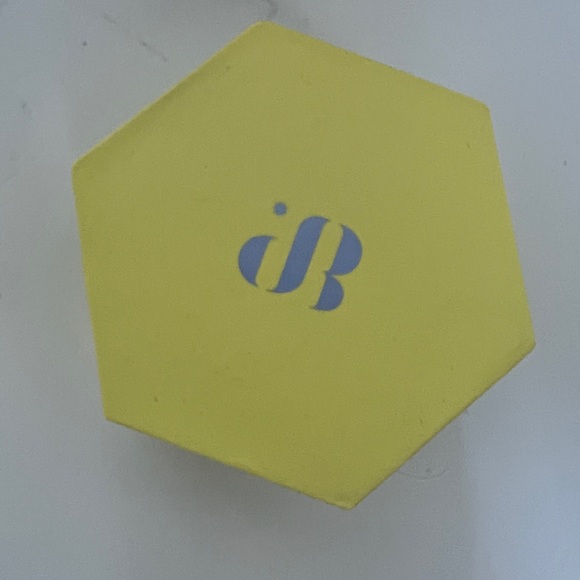 NEW Bomb Party Light Green Quartz Rose Gold Rhinestone Earrings - Picture 3 of 3